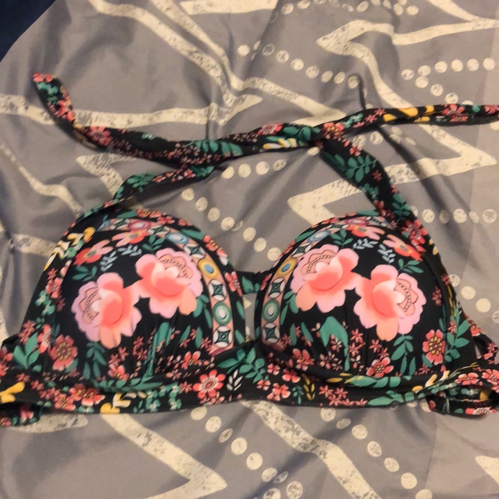 FLOWER BIKINI- TOP & BOTTOM - Picture 3 of 3